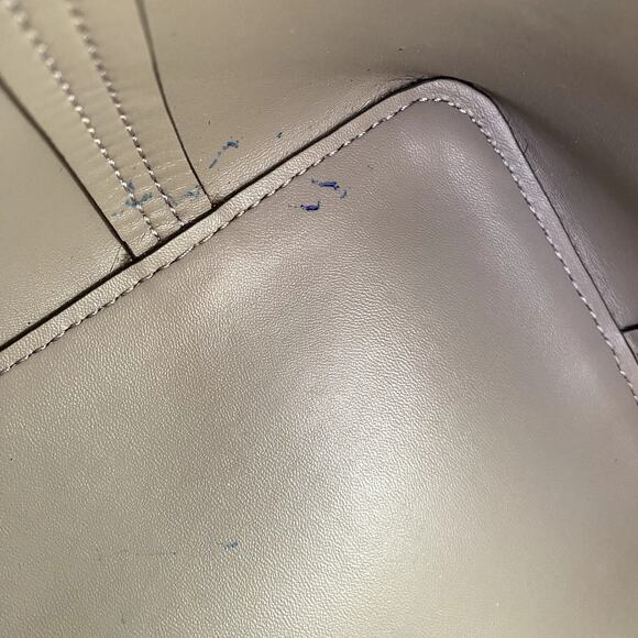 Tory Burch Block T Drawstring 100% Leather Tote Bucket Bag French Gray Handbag - Picture 10 of 15